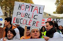 صدها پزشک فرانسوی دولت ماکرون را تهدید به استعفاء دسته‌جمعی کردند