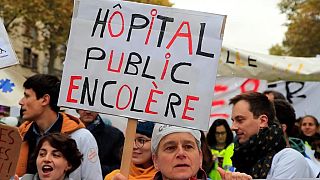 اعتصاب سراسری کم سابقه در فرانسه در مخالفت با اصلاح قانون بازنشستگی