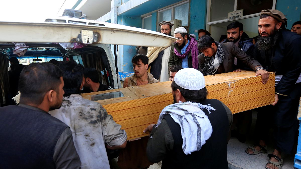 Afganistan'da Japon yardım kuruluşunun aracına saldırı: 6 ölü