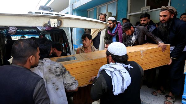 Afganistan'da Japon yardım kuruluşunun aracına saldırı: 6 ölü Afganistan'da Japon yardım kuruluşunun aracına saldırı: 6 ölü