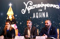 Ο δήμαρχος Αθηναίων Κώστας Μπακογιάννης μιλάει κατά τη διάρκεια συνέντευξης τύπου για την παρουσίαση του προγράμματος "Χριστούγεννα στην Αθήνα" 
