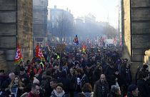 Une partie du cortège des manifestants, à Bordeaux, lors de la grève nationale du 5 décembre 2019