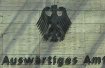 Kiutasítottak két orosz diplomatát Németországból