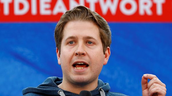 Kühnert im EU-Wahlkampf im Mai in Saarbrücken 