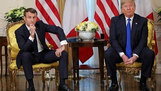 El presidente de Estados Unidos, Donald Trump con el presidente de Francia, Emmanuel Macron, en la cumbre de la OTAN en Londres, Reino Unido, el 3 de diciembre de 2019.