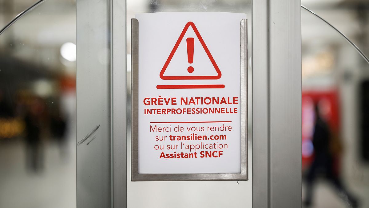 Grèves : la France au ralenti