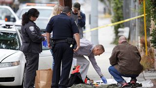 ABD: Ölen kadının göğsünü okşayan polis görevden alındı