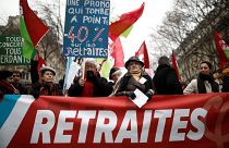 Nuove date, nuove mobilitazioni. In Francia la protesta non va in pensione
