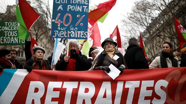 Nuove date, nuove mobilitazioni. In Francia la protesta non va in pensione Nuove date, nuove mobilitazioni. In Francia la protesta non va in pensione