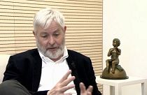 The Brief from Brussels: Jonathan Coe erhält Europäischen Buchpreis