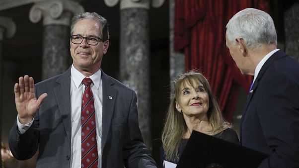Senatör Kevin Cramer Senatör Kevin Cramer
