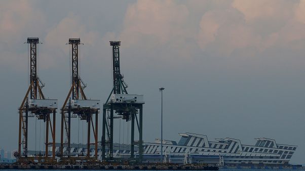 В Сингапуре арестовано российское судно "Севастополь" В Сингапуре арестовано российское судно "Севастополь"