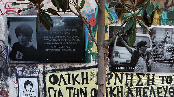 Έντεκα χρόνια από τη δολοφονία Γρηγορόπουλου: Tο χρονικό των γεγονότων Έντεκα χρόνια από τη δολοφονία Γρηγορόπουλου: Tο χρονικό των γεγονότων