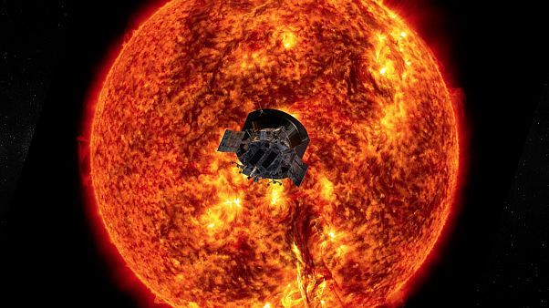 Οι πρώτες αποκαλύψεις από το σκάφος της NASA που άγγιξε τον Ήλιο Οι πρώτες αποκαλύψεις από το σκάφος της NASA που άγγιξε τον Ήλιο