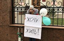 Дожить до Нового года: импортозамещение лекарств угрожает больным
