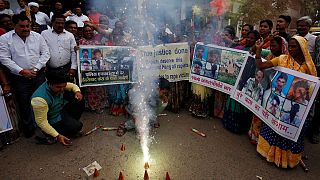 چرا بسیاری از هندی‌ها پلیس را برای کشتن متهمان به تجاوز تشویق کردند؟