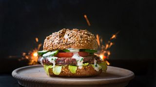 Yeni Zelandalılara 'vegan' ancak 'veganlığa uygun olmayan' burger