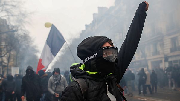 Fransa'da emeklilik reformuna karşı genel greve gidildi Fransa'da emeklilik reformuna karşı genel greve gidildi