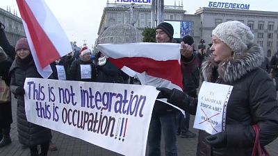 Cientos de manifestantes protestan en Bielorrusia contra una mayor integración con Rusia