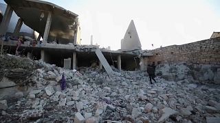 Civilek haltak meg egy szíriai légitámadásban
