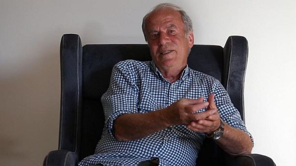 İran: Akaryakıt protestoları Mustafa Denizli'nin Traktör Futbol Kulübü'nden istifa etmesine yol açtı İran: Akaryakıt protestoları Mustafa Denizli'nin Traktör Futbol Kulübü'nden istifa etmesine yol açtı