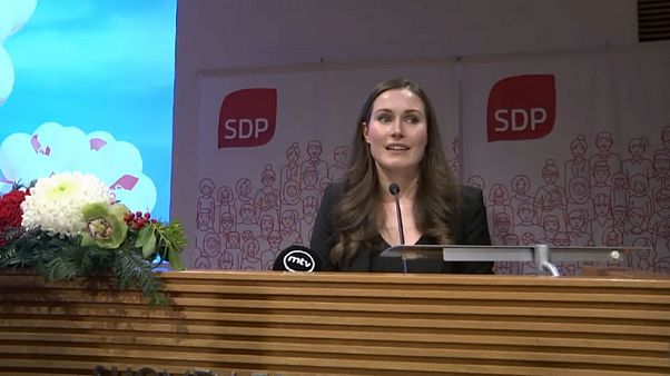 Φινλανδία: Πρωθυπουργός ετών 34... Φινλανδία: Πρωθυπουργός ετών 34...