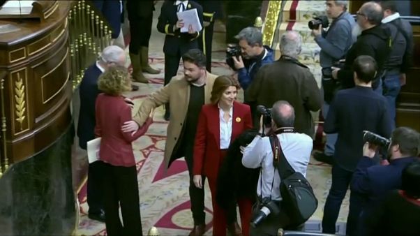 ERC retrasa un posible acuerdo con el PSOE para investir a Pedro Sánchez ERC retrasa un posible acuerdo con el PSOE para investir a Pedro Sánchez