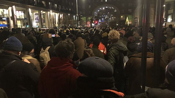 Több ezren tüntettek a kultúra függetlenségéért Budapesten Több ezren tüntettek a kultúra függetlenségéért Budapesten
