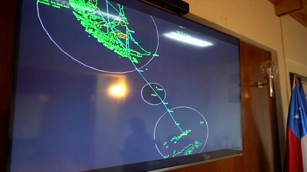 Militärflugzeug mit 38 Menschen an Bord über Antarktis verschollen - Suchaktion läuft Militärflugzeug mit 38 Menschen an Bord über Antarktis verschollen - Suchaktion läuft
