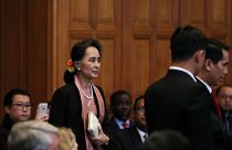 Στη Χάγη η Αούνγκ Σαν Σου Κι για την γενοκτονία των Ροχίνγκια