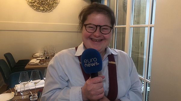 Brüksel'de zihinsel engelli ve down sendromlu bireylerin çalıştığı restoran Brüksel'de zihinsel engelli ve down sendromlu bireylerin çalıştığı restoran