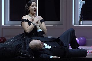  Comedy without the clichés: Don Pasquale charms Zurich