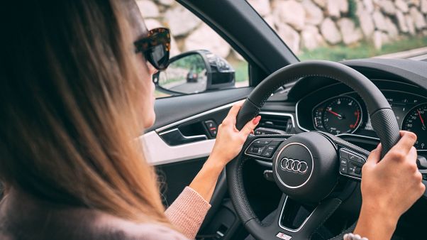 Uber : des VTC 100% féminins en réponse aux agressions sexuelles Uber : des VTC 100% féminins en réponse aux agressions sexuelles
