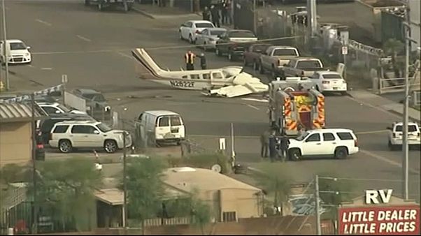 Accident d'avion dans une rue de Phoenix Accident d'avion dans une rue de Phoenix