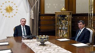 نخست وزیر سابق به جنگ اردوغان می‌رود؛ داووداوغلو حزب تاسیس می‌کند
