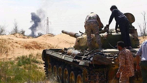 ¨Ωρα μηδέν για την Τρίπολη: Ξεκινά η τελική επιχείρηση κατάληψης από τον Χαφτάρ ¨Ωρα μηδέν για την Τρίπολη: Ξεκινά η τελική επιχείρηση κατάληψης από τον Χαφτάρ