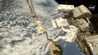 Luca Parmanito és Andrew Morgan űrhajós új szivattyúkat szerel fel a Nemzetközi Űrállomásra - KÉPÜNK CSUPÁN ILLUSZTRÁCIÓ!