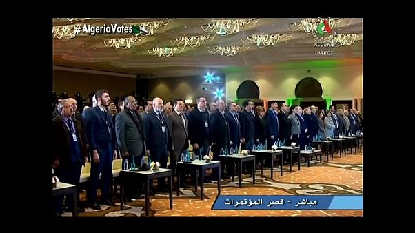 Алжир: выборы завершились, протесты продолжаются Алжир: выборы завершились, протесты продолжаются