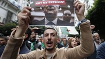 هزاران الجزایری در اعتراض به ریاست جمهوری عبدالمجید تبون به خیابان‌ها آمدند