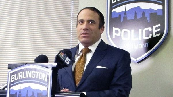 Burlington Polis Şefi Brandon del Pozo Burlington Polis Şefi Brandon del Pozo