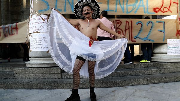 El colectivo LGBT de México defiende el "Zapata gay" de Cháirez El colectivo LGBT de México defiende el "Zapata gay" de Cháirez