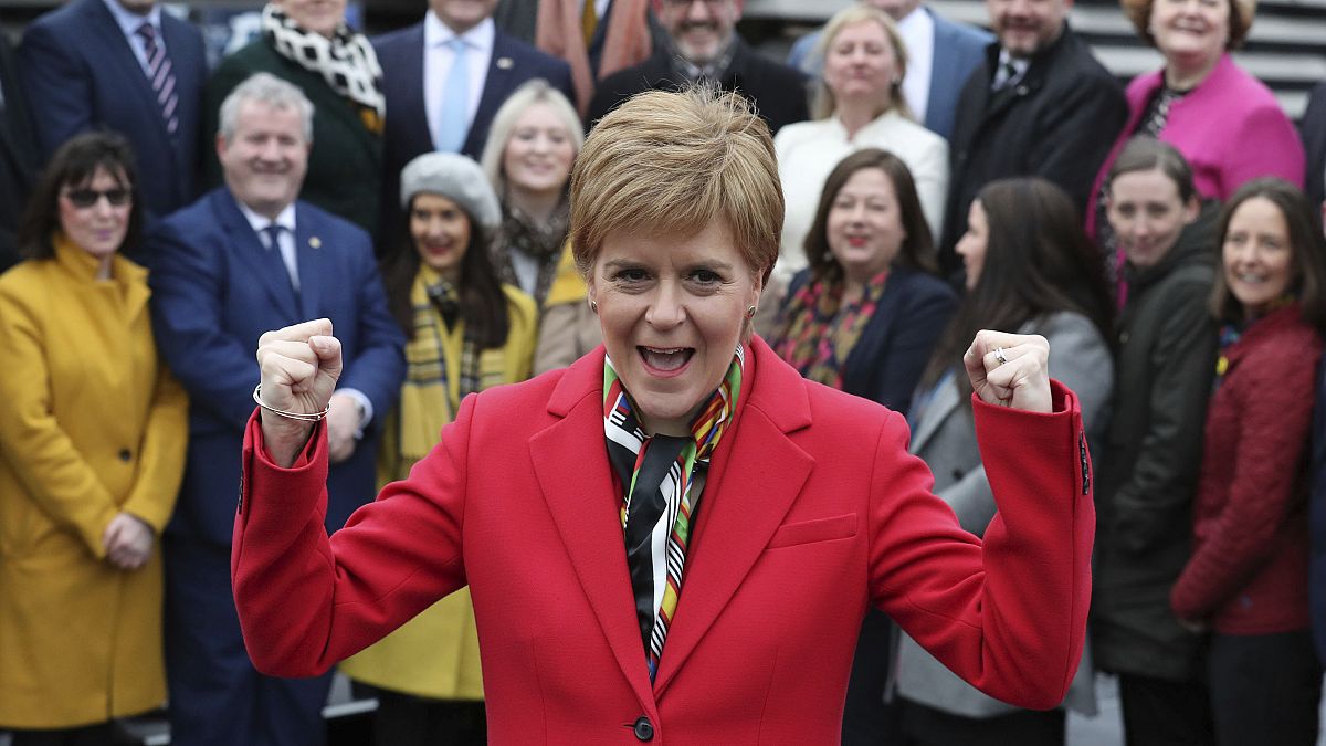 İngiltere seçimlerinin ardından İskoçya bayrak açtı: Bizi zorla Birleşik Krallık'ta tutamazsınız