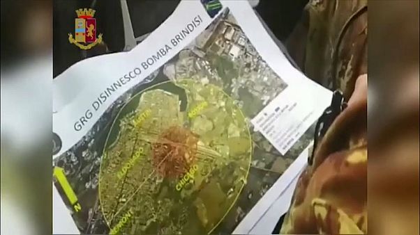 Italy: 54,000 Brindisi residents evacuated as WWII bomb defused Italy: 54,000 Brindisi residents evacuated as WWII bomb defused