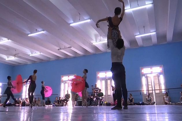 La Compañía Nacional de Ballet de Cuba se renueva tras la muerte de la legendaria Alicia Alonso