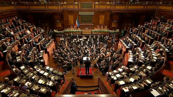 Concerto di Natale in Senato: la musica unisce l'emiciclo in un applauso bipartisan Concerto di Natale in Senato: la musica unisce l'emiciclo in un applauso bipartisan