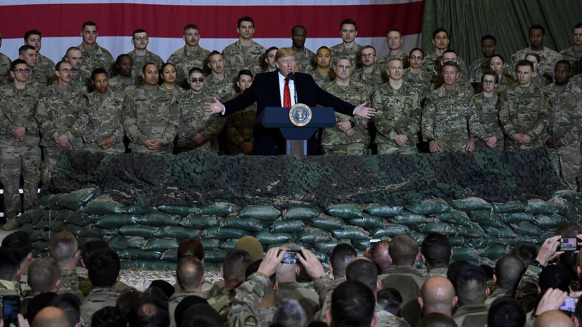 Trump, Afganistan'dan 4 bin Amerikan askerini çekmeyi planlıyor