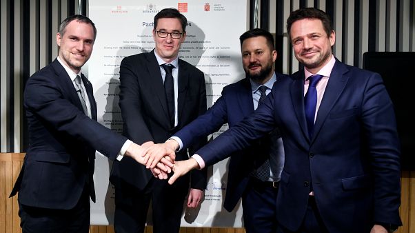 Karácsony Gergely Pozsony, Prága és Varsó vezetőjével szövetkezett Karácsony Gergely Pozsony, Prága és Varsó vezetőjével szövetkezett
