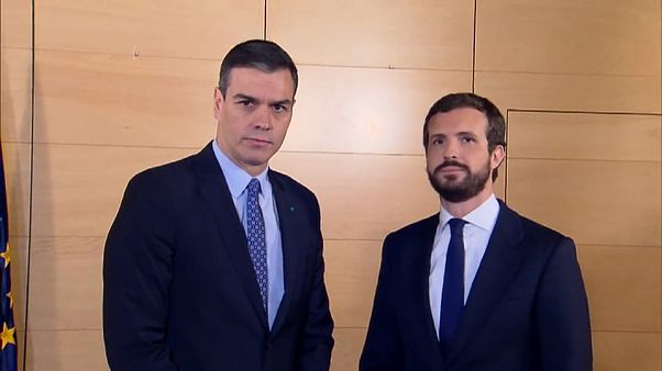 Casado mantiene su "no" a Sánchez y Arrimadas insiste en el pacto constitucionalista Casado mantiene su "no" a Sánchez y Arrimadas insiste en el pacto constitucionalista