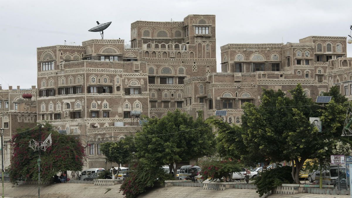 تب دنگی جان ده‌ها هزار یمنی را تهدید می‌کند