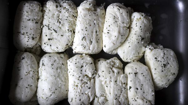 Το χαλούμι στη νέα...Κομισιόν Το χαλούμι στη νέα...Κομισιόν